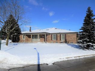 15084 Sebastian Ct, Shelby Township, MI 48315