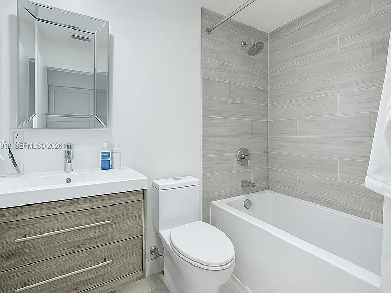 2075 Ixora Rd — Photo 20