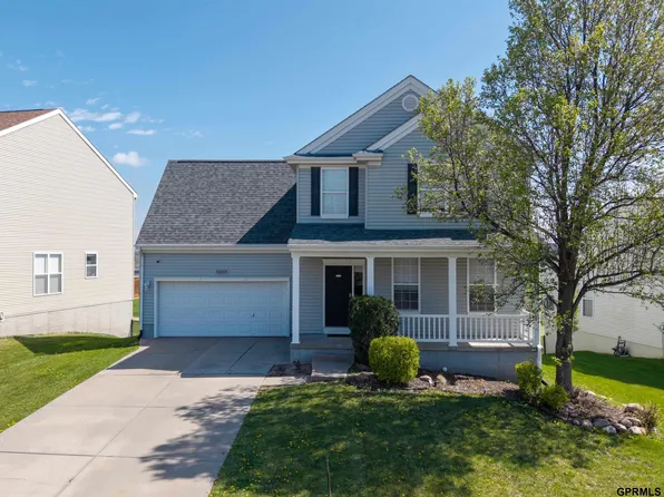 13805 Kelly Dr, Bellevue, NE 68123