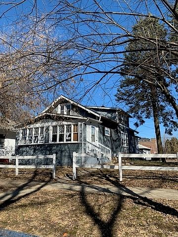 1st image of 1623 Park Ave