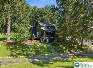 1408 Fox Gap Rd, Bangor, PA 18013
