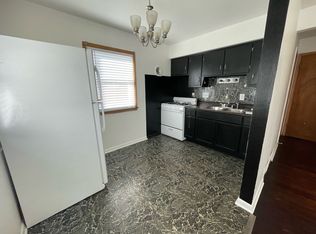 8125 W Hampton Ave APT 4, Milwaukee, WI 53218