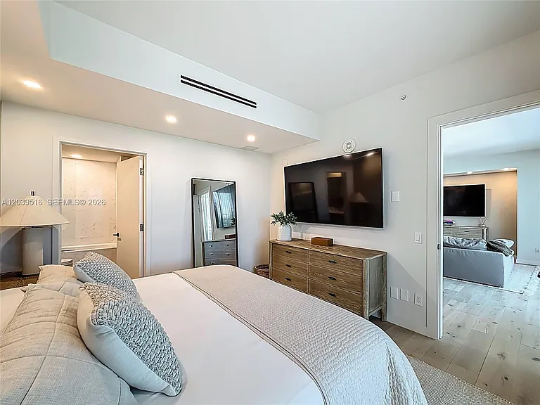 350 Ocean Dr #305N — Photo 15