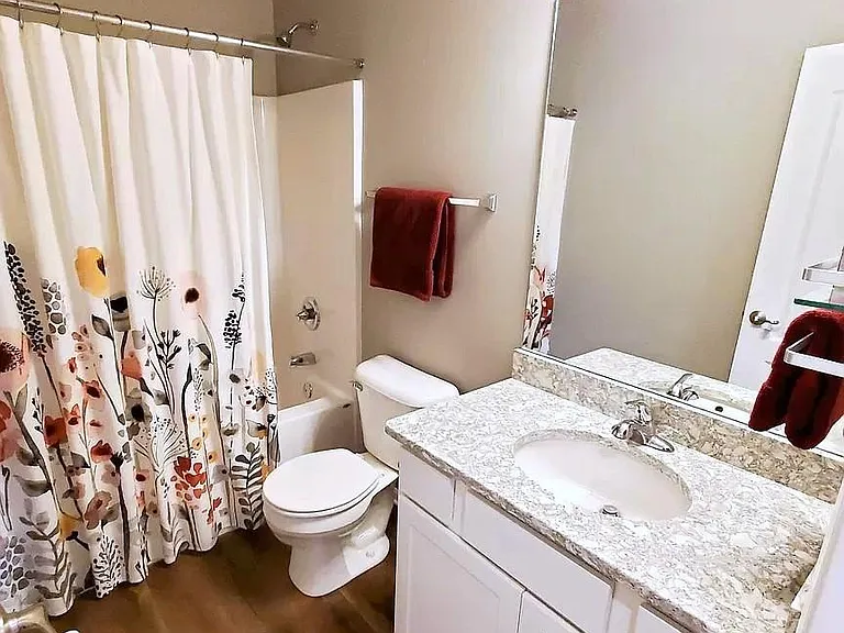 2nd bathroom