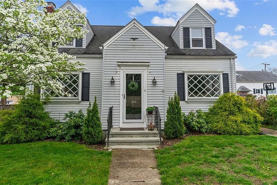 1st image of 3 Willow St