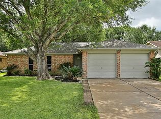 2915 Marlin Ct, League City, TX 77573