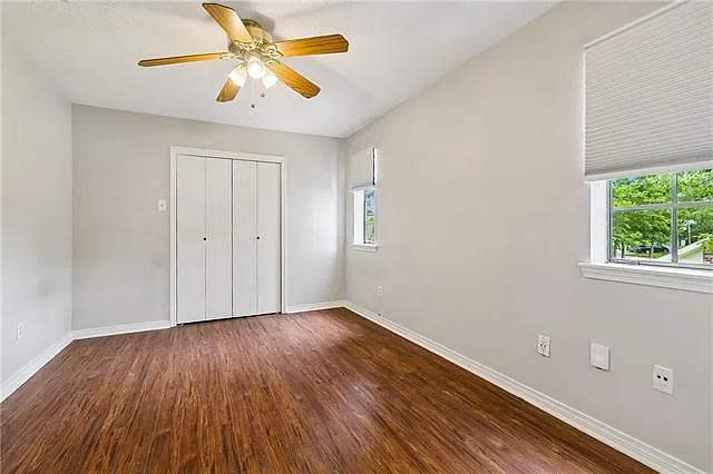 24 Myrtle Hill Dr — Photo 13