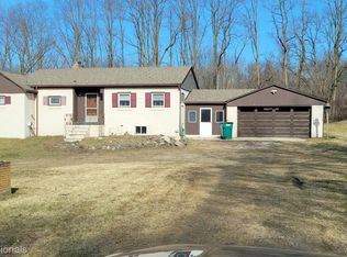 2285 Houser Rd, Holly, MI 48442