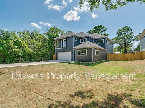 5th image of 1851 Highland Dr E