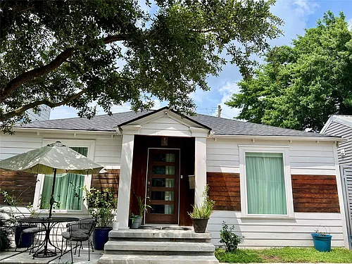 1806 W Clay St Photo 1