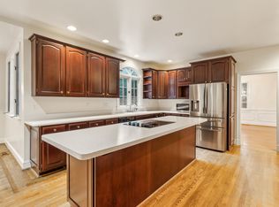 2527 Hunter Mill Rd, Oakton, VA 22124