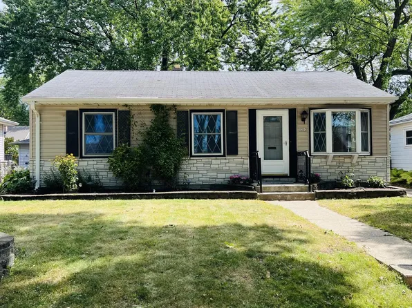 1202 South 107th STREET, West Allis, WI 53214