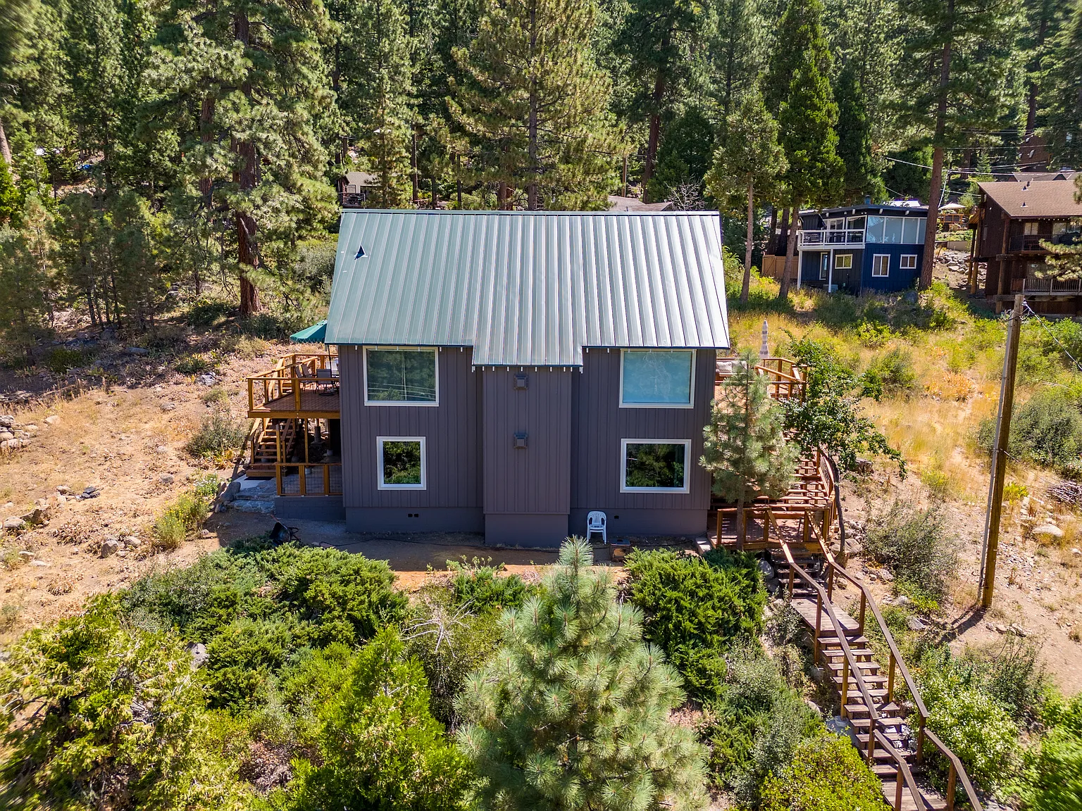 5 bed, 3000 sqft, $5,500 — Photo 4
