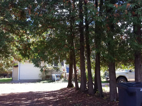 1227 Pfeifer Rd, Tomahawk, WI 54487