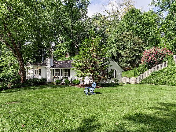 4th image of 103 Greenbrier Dr