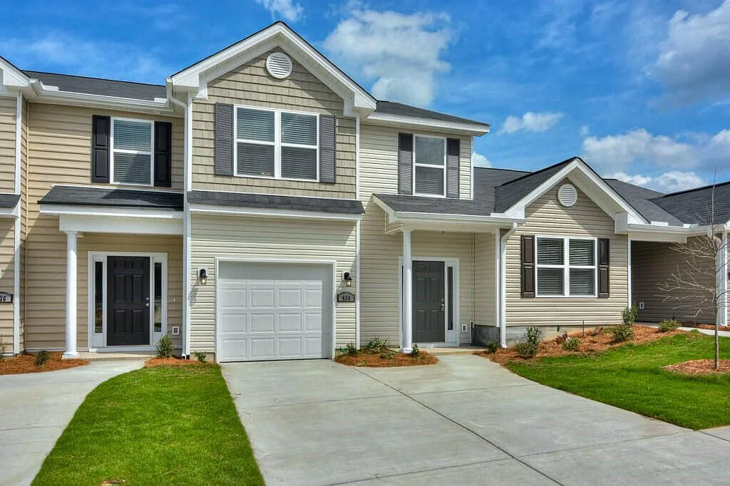 3 bed, 2.5 bath, 1524 sqft, $1,650 — Photo 4