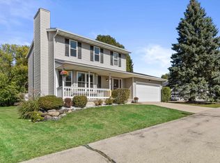 2 Salina Ct, Madison, WI 53719