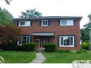 24640 Oneida Ave, Oak Park, MI 48237