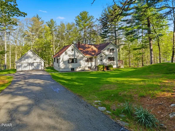 181 Chokeberry Dr, Matamoras, PA 18337