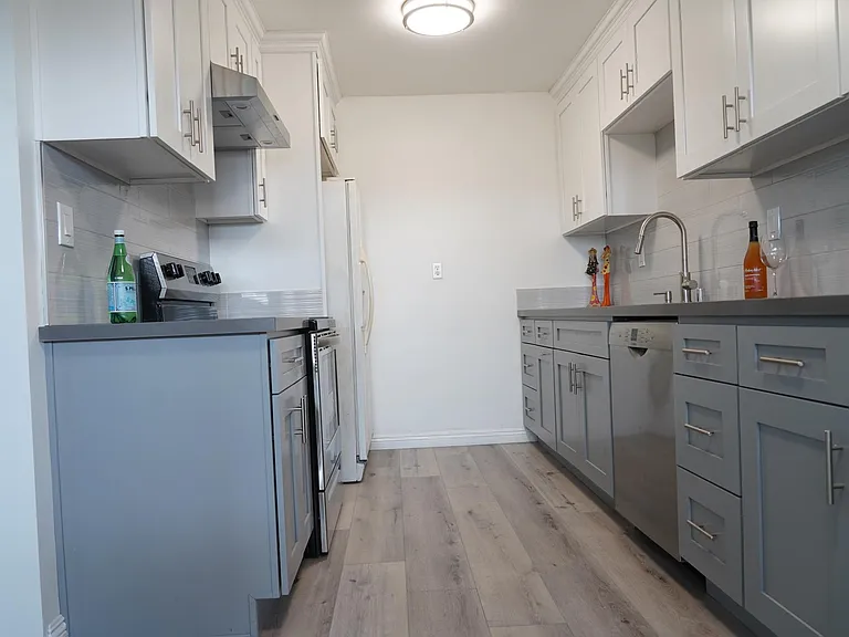 2852 Sawtelle Blvd #14 — Photo 3