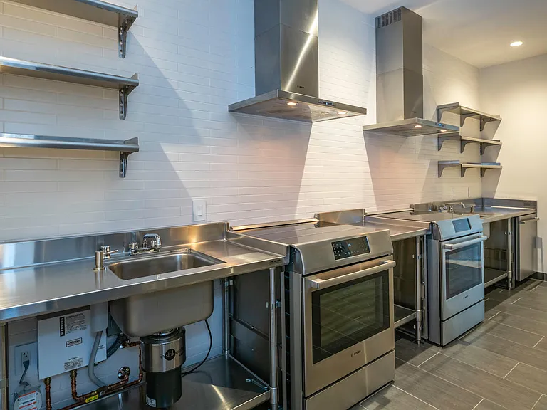 1001 Queen St #3404 — Photo 5