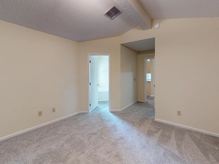 2484 Glade Springs Dr — Photo 11