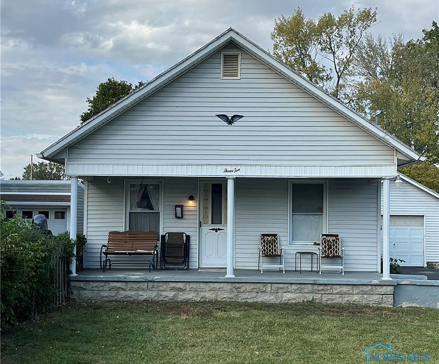 1st image of 310 E Edgar Ave