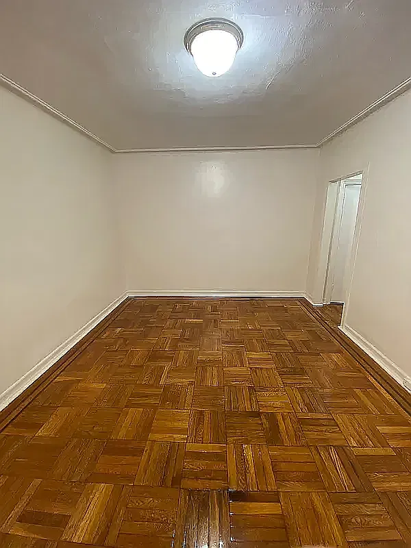 36 Kenilworth Pl — Photo 2
