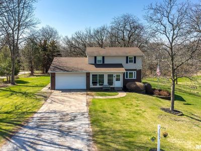 24095 183rd St, Bettendorf, IA, 52722