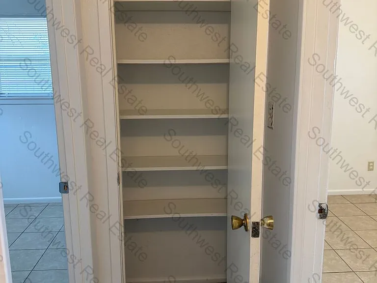 3025 Sheridan St — Photo 10