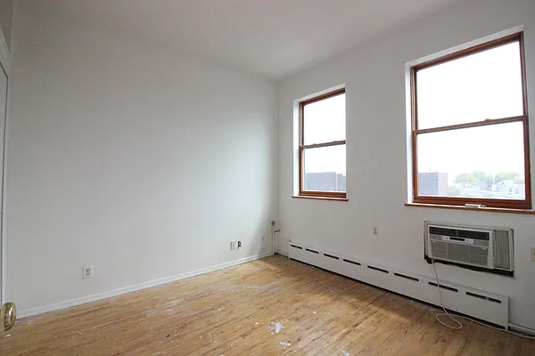 Rented by Bedford 6 Real Estate | media 18