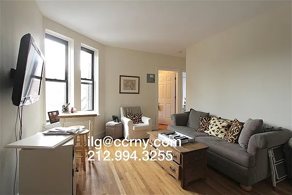 Rented by City Connections Realty | media 6