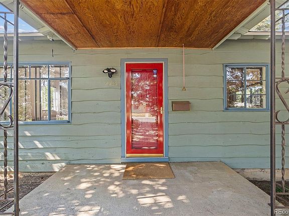 2nd image of 2231 Columbine Avenue