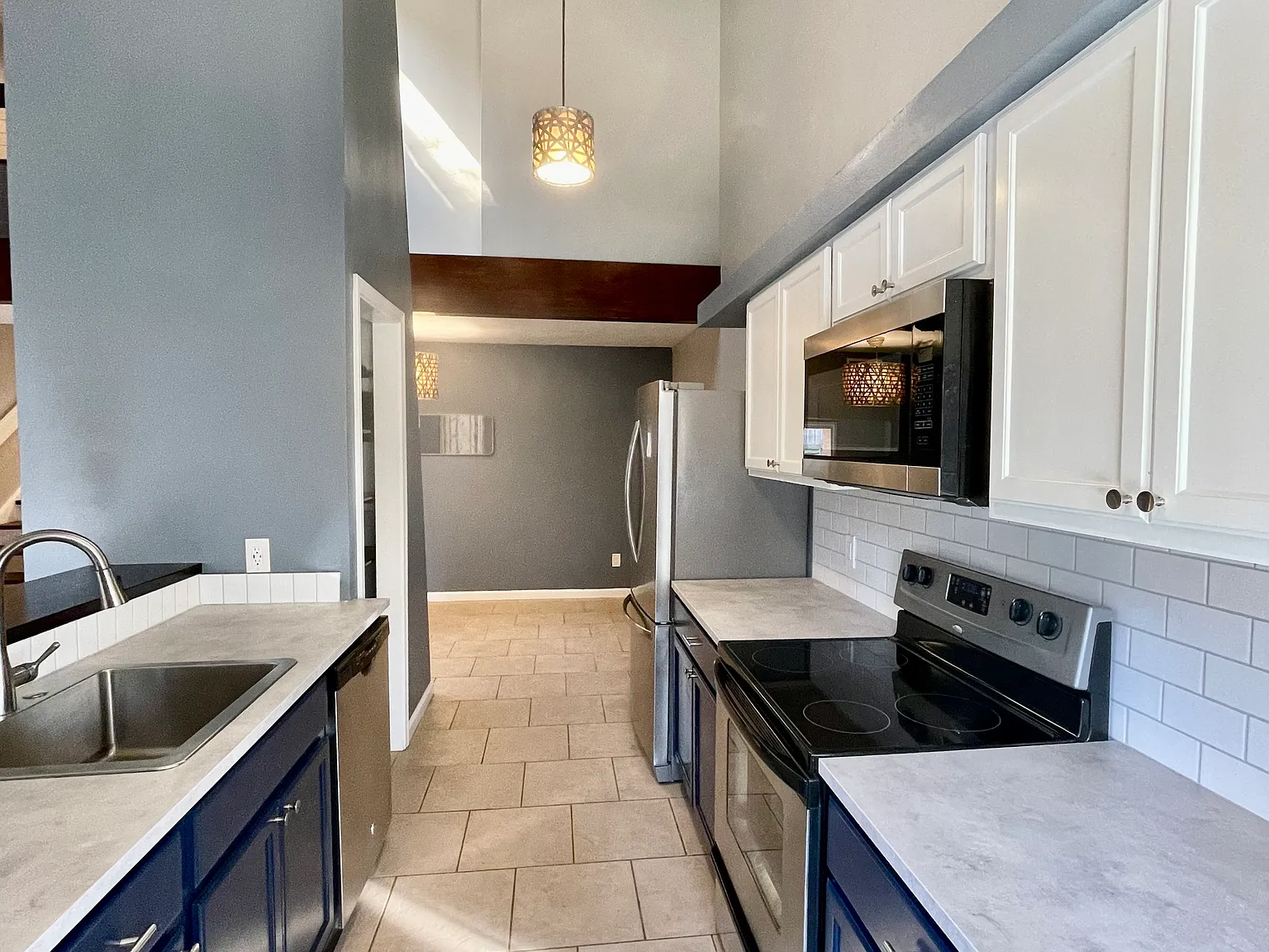 2 bed, 1143 sqft, $2,500 — Photo 4