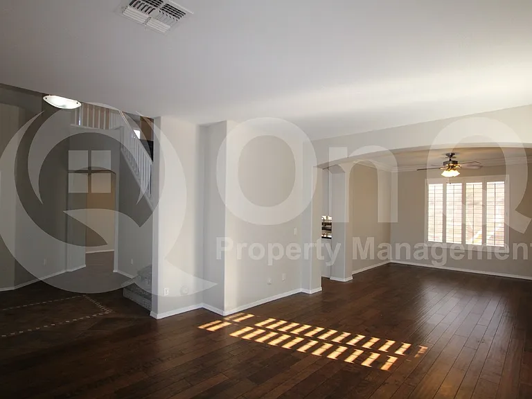 27807 N 59th Dr — Photo 6