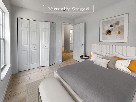 4th image of 941 SW 88th Avenue