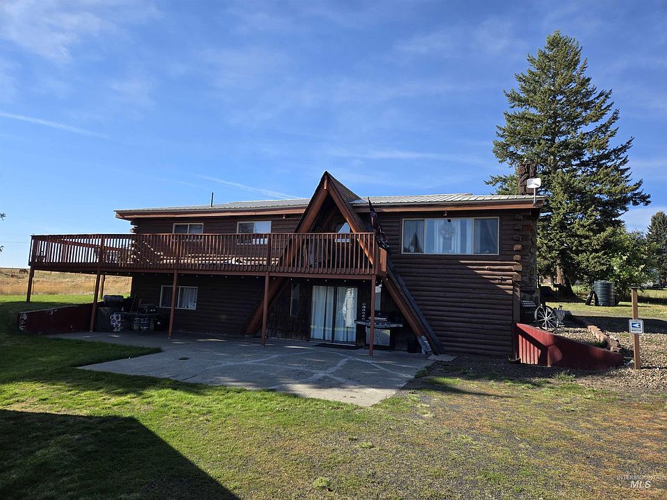 1st image of 215 Camas Ln