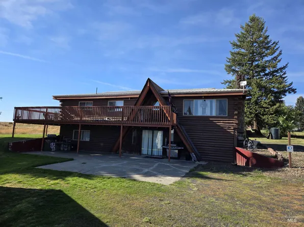 215 Camas Ln, Craigmont, ID 83523