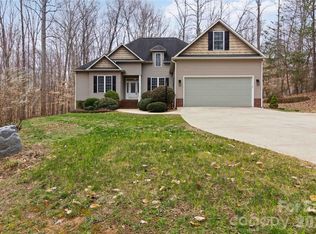214 Hedgecrest Ln, York, SC 29745