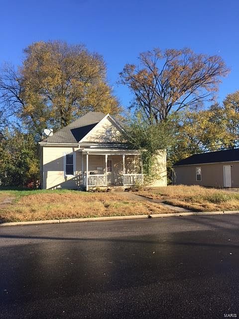 1st image of 622 Jefferson Ave