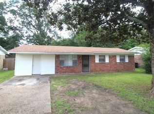 404 Ladybird Ln, Pensacola, FL 32503