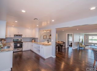 23031 Burbank Blvd, Woodland Hills, CA 91367