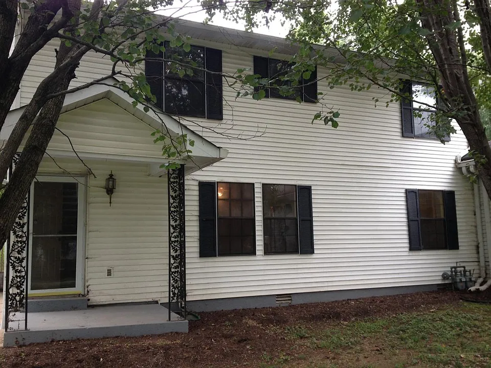 2 story rental bedrooms upstairs
