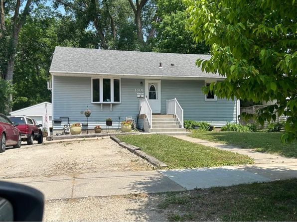1601 5th St NE UNIT 1