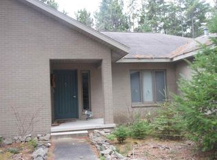 3374 Pointview Ln, Cheboygan, MI 49721