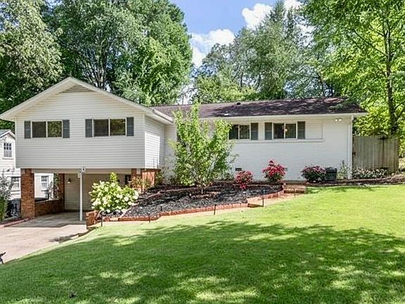 2nd image of 5681 Normandy Rd