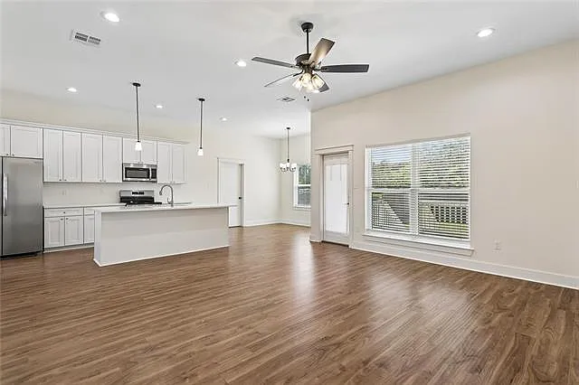 60399 Vermillion Dr — Photo 2