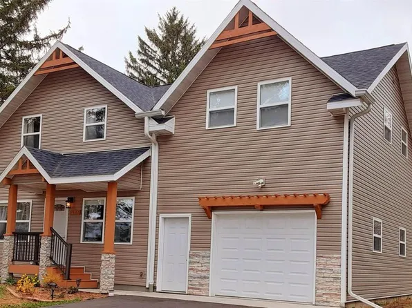 297 Debuhr Lane, Platteville, WI 53818