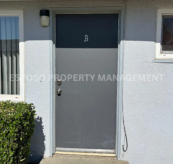 4562 E Sierra Madre Ave #B — Photo 2