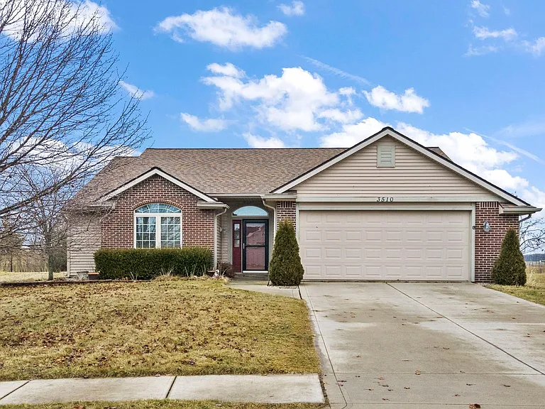 3510 Flowing Brook Dr — Photo 2
